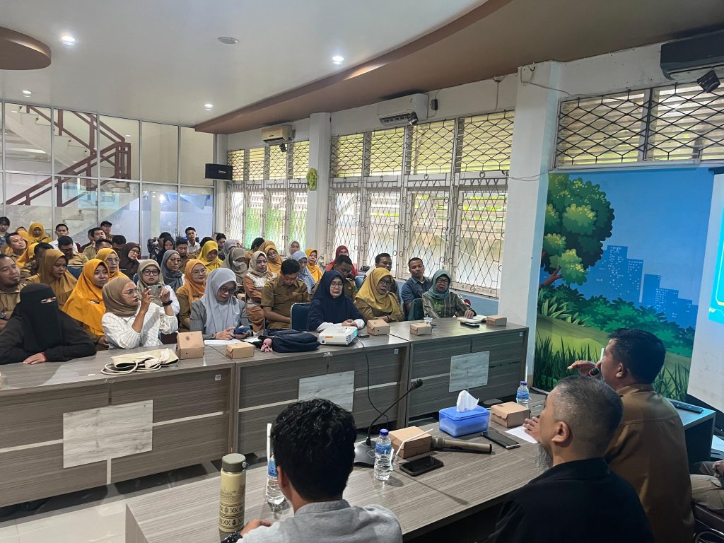 Dinas Perpustakaan dan Kearsipan Kota Singkawang Gelar Bimtek Kepenulisan Berbasis Budaya Lokal